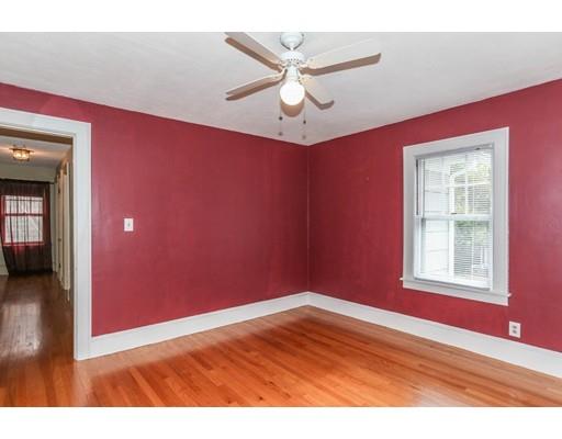 34 Rencelau St, Springfield, MA 01118 photo 23