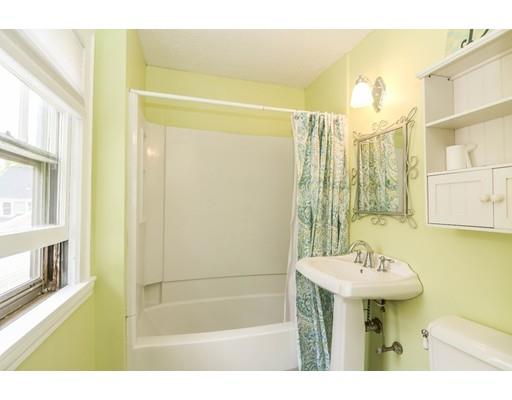 34 Rencelau St, Springfield, MA 01118 photo 26