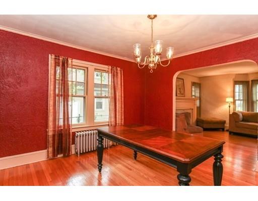 34 Rencelau St, Springfield, MA 01118 photo 10