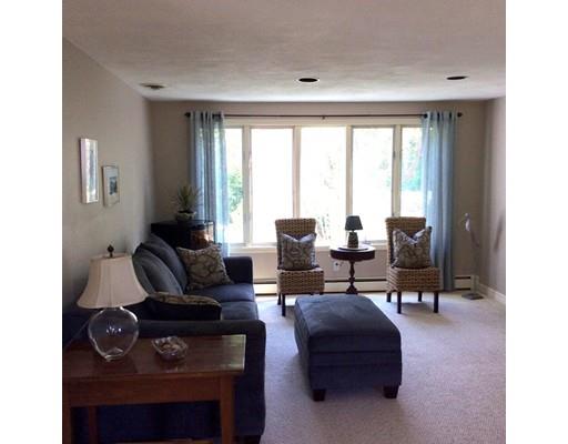 6 Snowflake Ln, Canton, MA 02021 photo 2