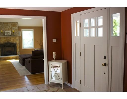 13 Bow St, Millis, MA 02054 photo 5