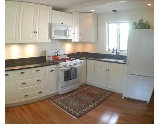 68 Clapp St, Walpole, MA 02081 photo 4