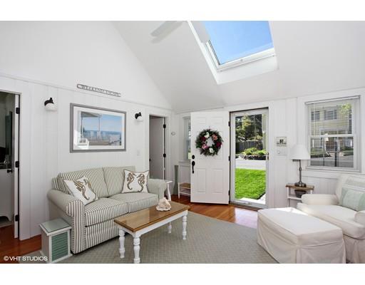 933 Main St #D, Osterville, MA 02655 photo 2