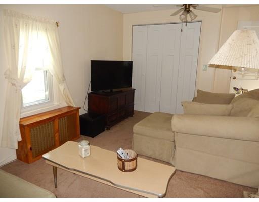 24 Powell Ave, Springfield, MA 01118 photo 12