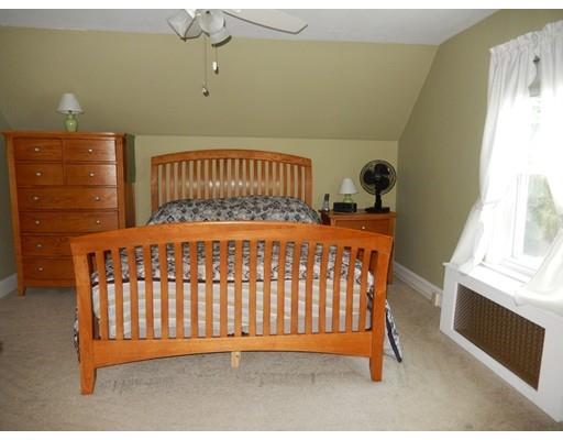 24 Powell Ave, Springfield, MA 01118 photo 14