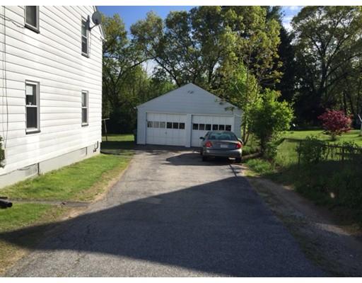 40 Coolidge St, Chicopee, MA 01013 photo 3