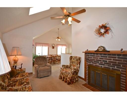 13 Columbia St, Wareham, MA 02571 photo 9