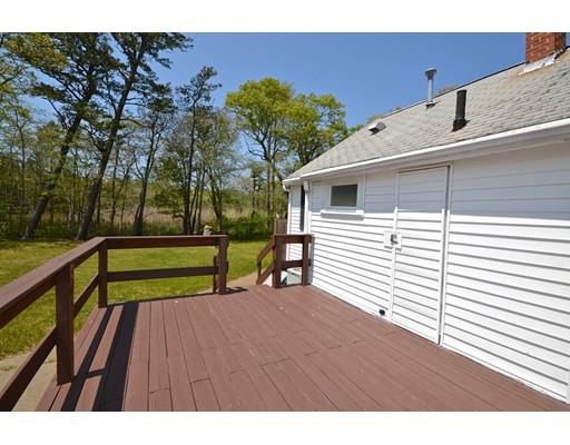 13 Columbia St, Wareham, MA 02571 photo 5
