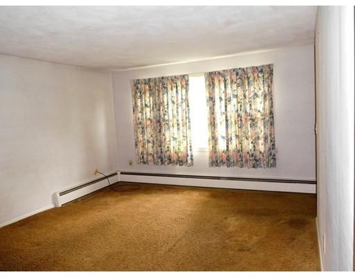 8 Phoenix Rd, Auburn, MA 01501 photo 11