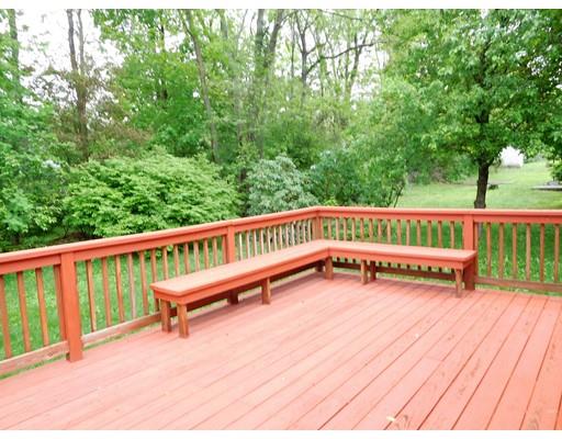 8 Phoenix Rd, Auburn, MA 01501 photo 3