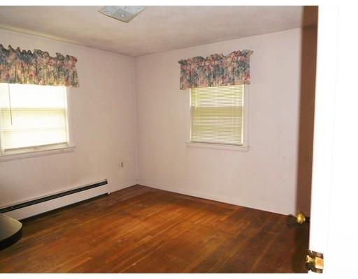8 Phoenix Rd, Auburn, MA 01501 photo 15
