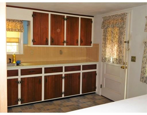 8 Phoenix Rd, Auburn, MA 01501 photo 8