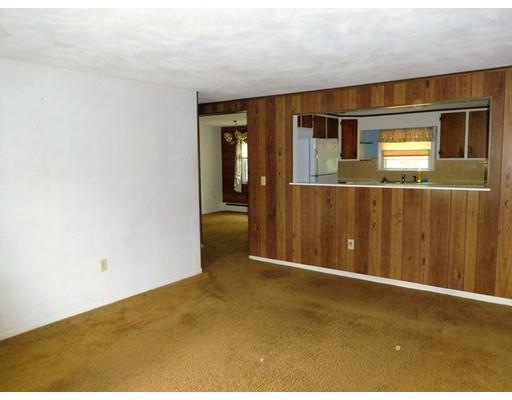 8 Phoenix Rd, Auburn, MA 01501 photo 10