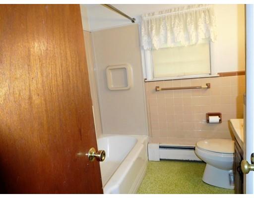 8 Phoenix Rd, Auburn, MA 01501 photo 16
