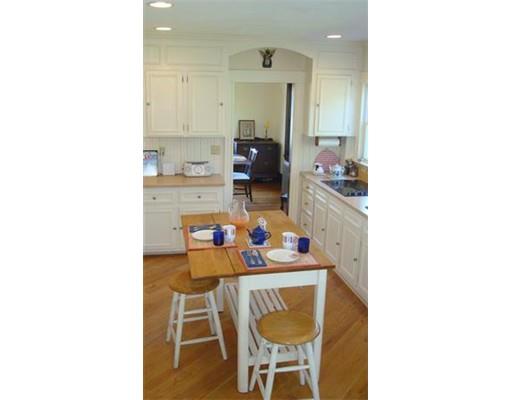7 Tierney Ave, Hull, MA 02045 photo 8