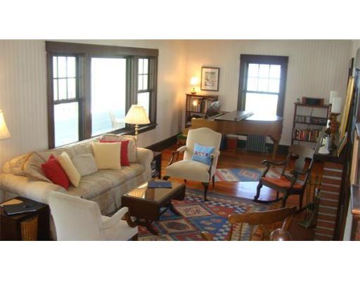 7 Tierney Ave, Hull, MA 02045 photo 2