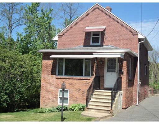 3 Grape St, Chicopee, MA 01013 photo 2