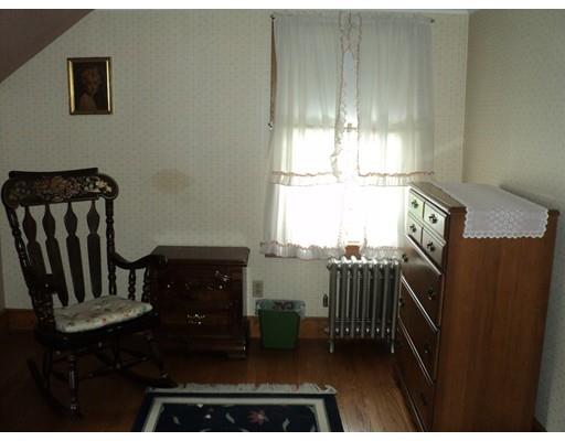 3 Grape St, Chicopee, MA 01013 photo 8