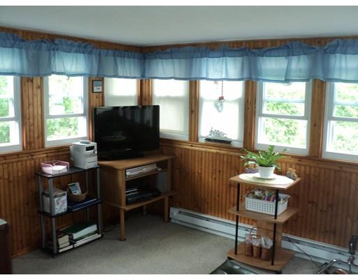 3 Grape St, Chicopee, MA 01013 photo 6