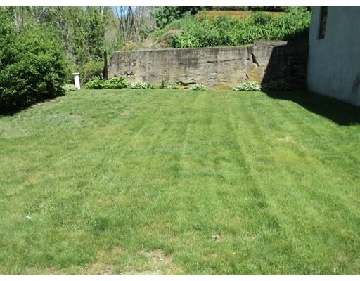 3 Grape St, Chicopee, MA 01013 photo 14