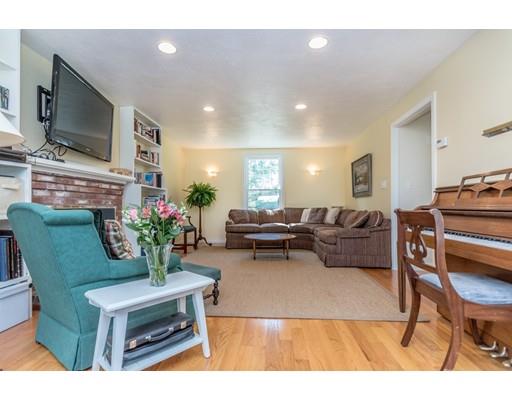 76 Carol Rd, Needham, MA 02492 photo 2