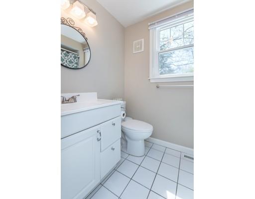 76 Carol Rd, Needham, MA 02492 photo 3