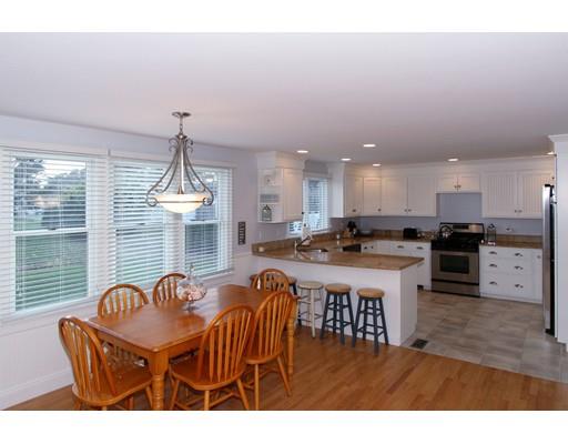 9 Elliot Rd, Mashpee, MA 02649 photo 3