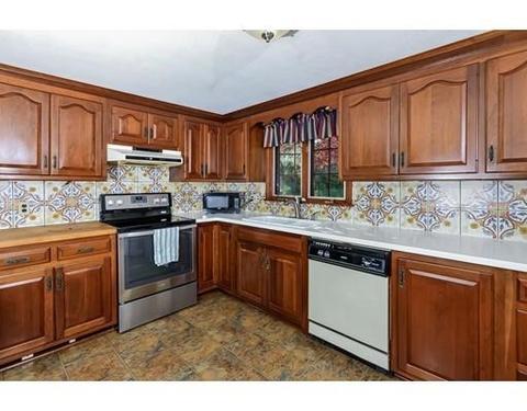 51 Pine Ridge Rd, Bourne, MA 02532 photo 10