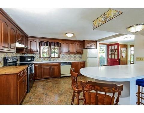 51 Pine Ridge Rd, Bourne, MA 02532 photo 9
