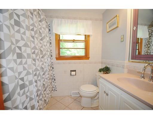 20 Pine Tree Dr, Hanover, MA 02339 photo 11