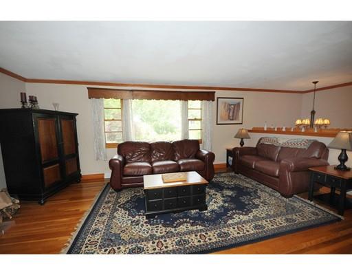20 Pine Tree Dr, Hanover, MA 02339 photo 4