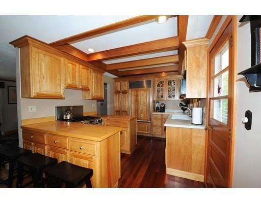 20 Pine Tree Dr, Hanover, MA 02339 photo 9