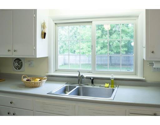 10 Wayside Dr, Danvers, MA 01923 photo 16
