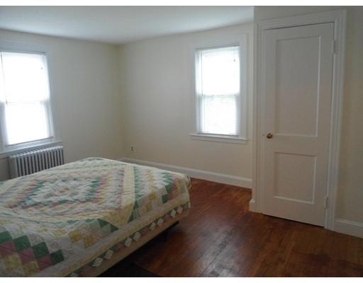 10 Bartlett Rd, Randolph, MA 02368 photo 5