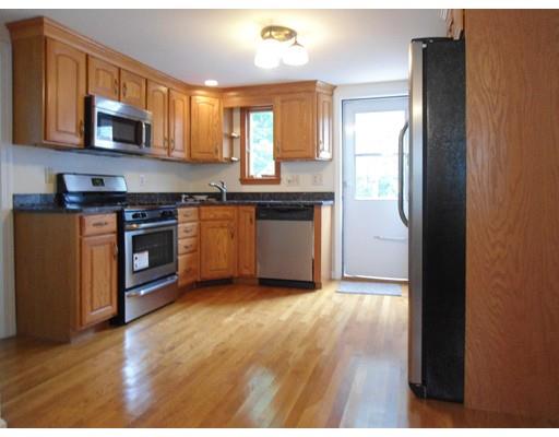 10 Bartlett Rd, Randolph, MA 02368 photo 2
