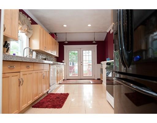 48 Sycamore St, Everett, MA 02149 photo 4