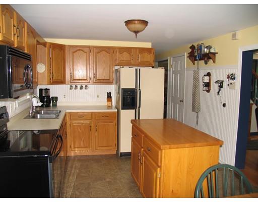 53 Eric Dr, Uxbridge, MA 01569 photo 11