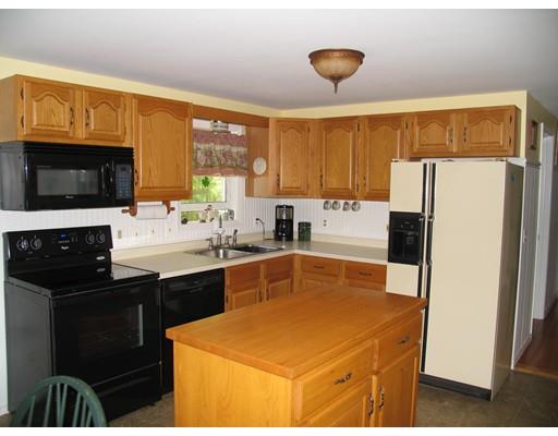 53 Eric Dr, Uxbridge, MA 01569 photo 10