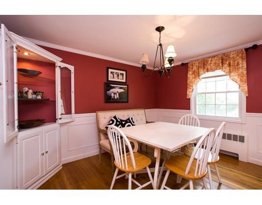 94 Maple St, Milton, MA 02186 photo 4