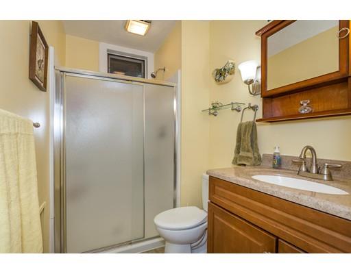 7 Wheeler Cir, Canton, MA 02021 photo 10