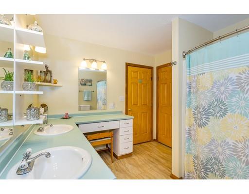7 Wheeler Cir, Canton, MA 02021 photo 14