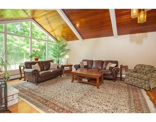 2 Manor Dr, Hingham, MA 02043 photo 5