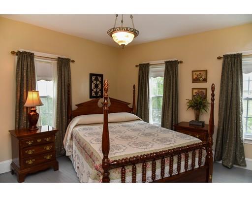 45 Appleton St, Melrose, MA 02176 photo 18