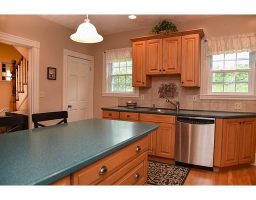 45 Appleton St, Melrose, MA 02176 photo 17