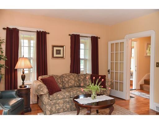 45 Appleton St, Melrose, MA 02176 photo 7
