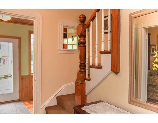 45 Appleton St, Melrose, MA 02176 photo 5