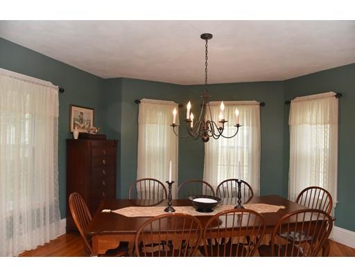 45 Appleton St, Melrose, MA 02176 photo 9