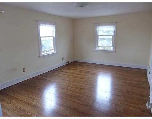 147 Valentine St, Fall River, MA 02720 photo 9