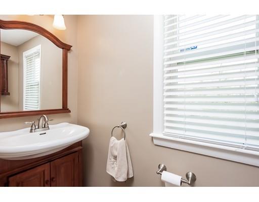 21 Glenvale St, Springfield, MA 01119 photo 24