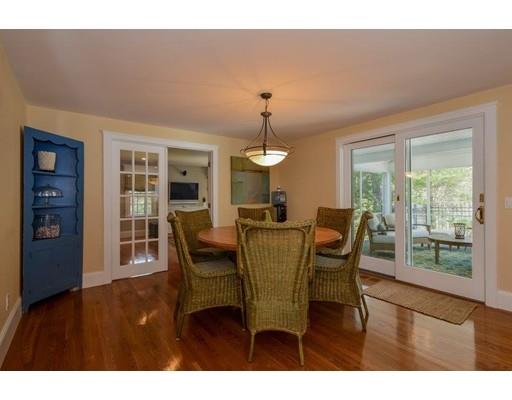 437 Cotuit Bay, Cotuit, MA 02635 photo 12